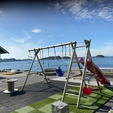 House By Sea - Bergen, Norway. Free Boat. Σπίτι διακοπών Askoy
